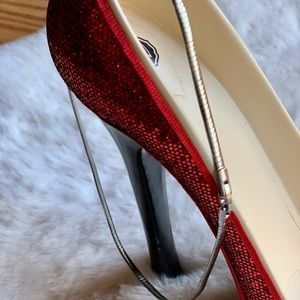 Sterling silver 925 16 inch necklace.